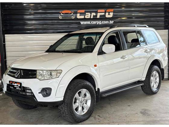MITSUBISHI PAJERO 3.2 4X4 16V TURBO INTERCOOLER DIESEL 4P AUTOMÁTICO
